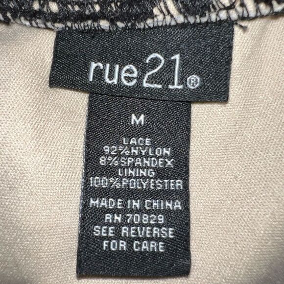 Rue 21 super cute sleeveless lace top with lace up design in front of! - Picture 8 of 8